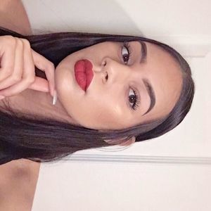 Meet your Posher, Delky